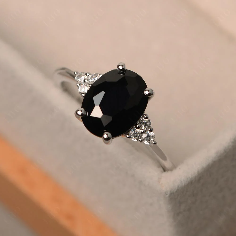 Simple Oval Black Spinel Ring - Image 11