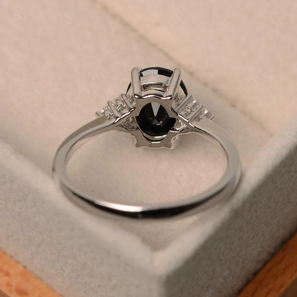 Simple Oval Black Spinel Ring - Image 12