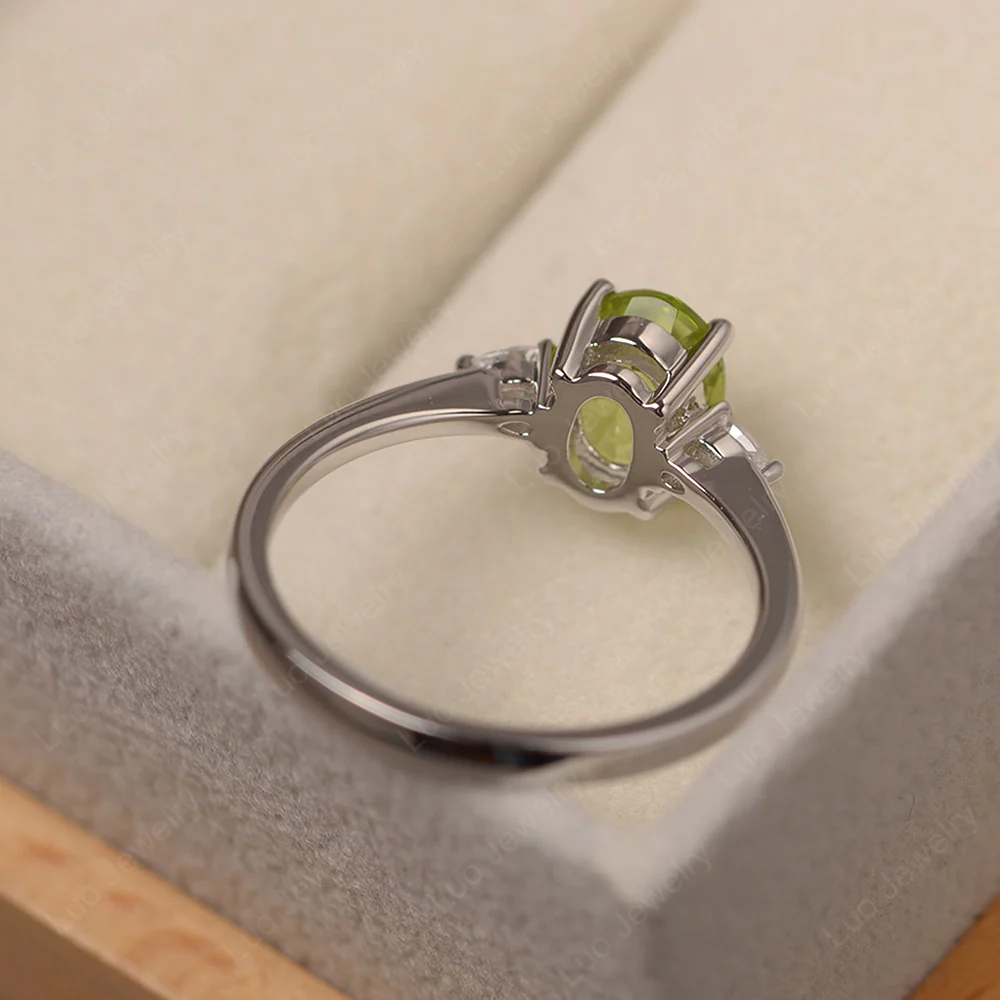 Peridot Oval Engagement Ring - Image 4