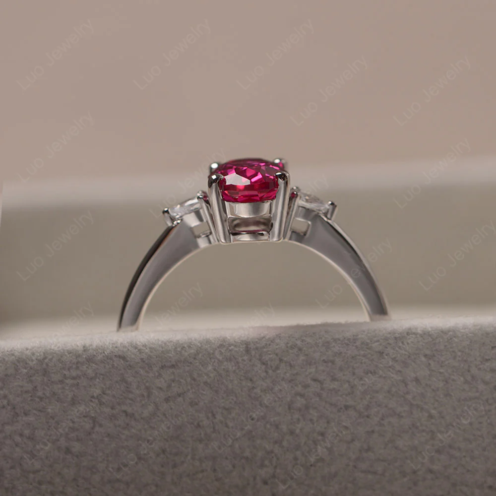 Simple Oval Cut Ruby Ring - Image 5