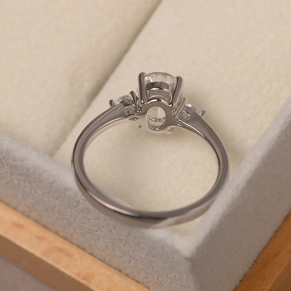 Simple Oval Cut White Topaz Ring - Image 5