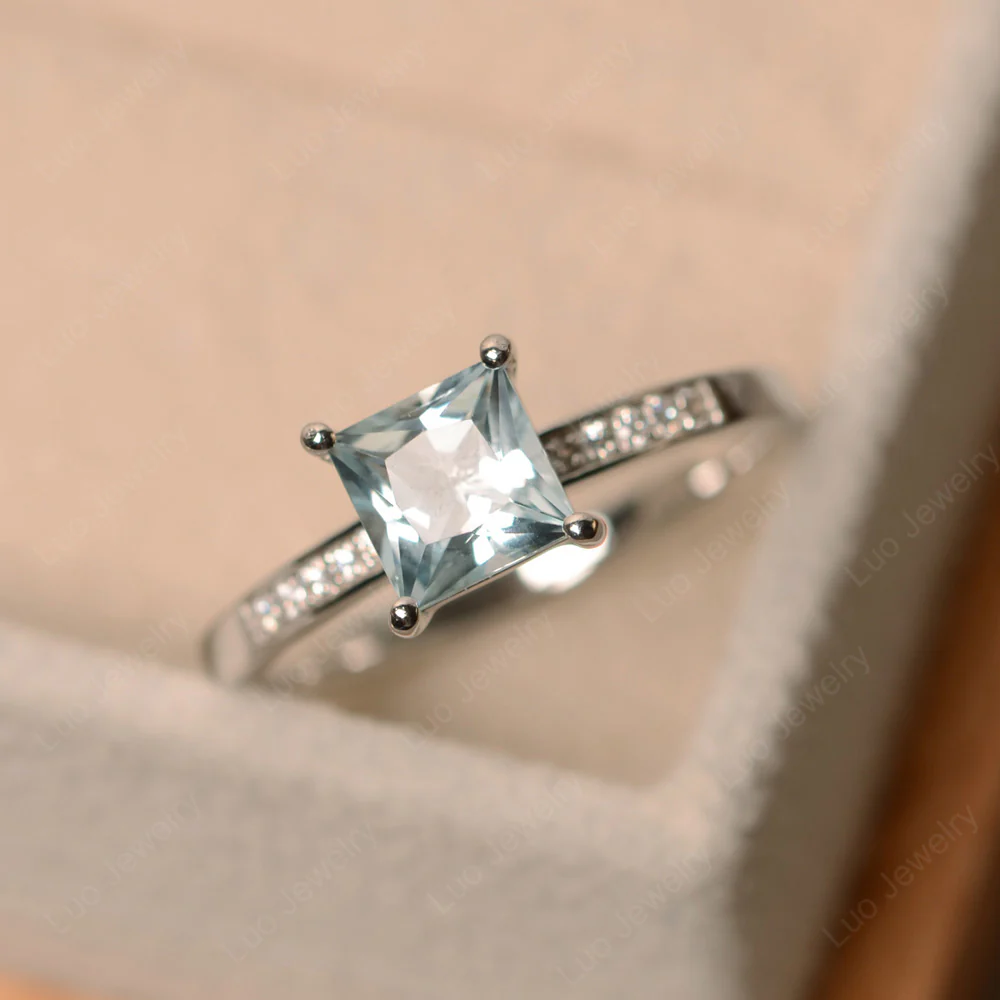 Simple Princess Cut Aquamarine Ring