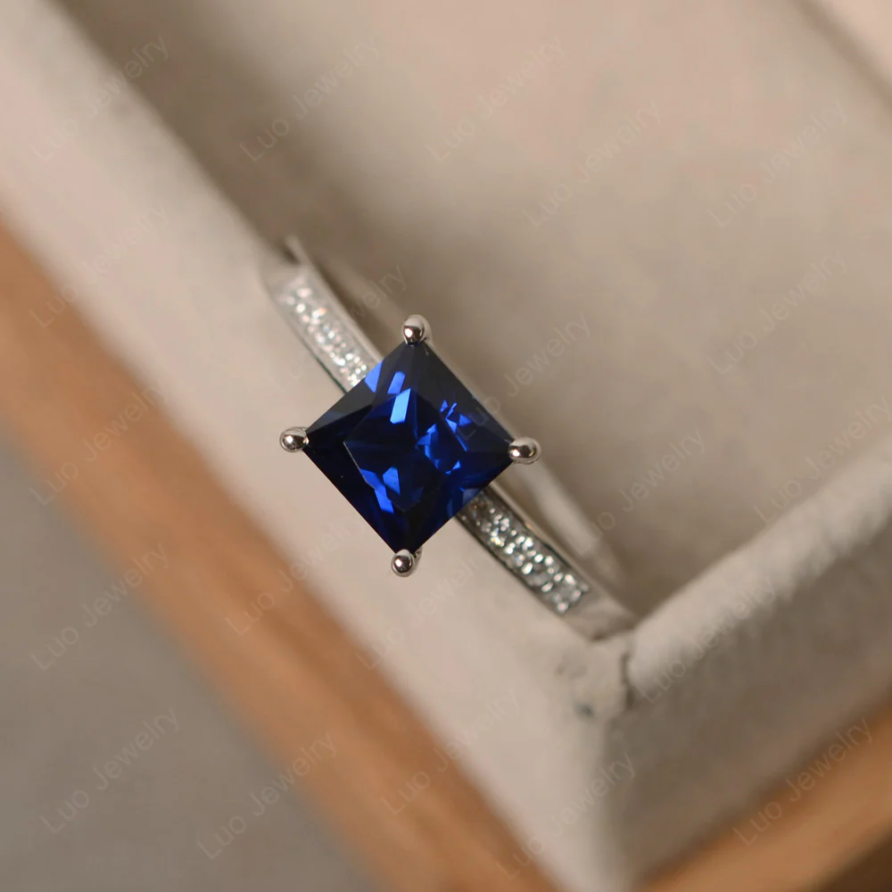 Simple Princess Cut Sapphire Ring - Image 3