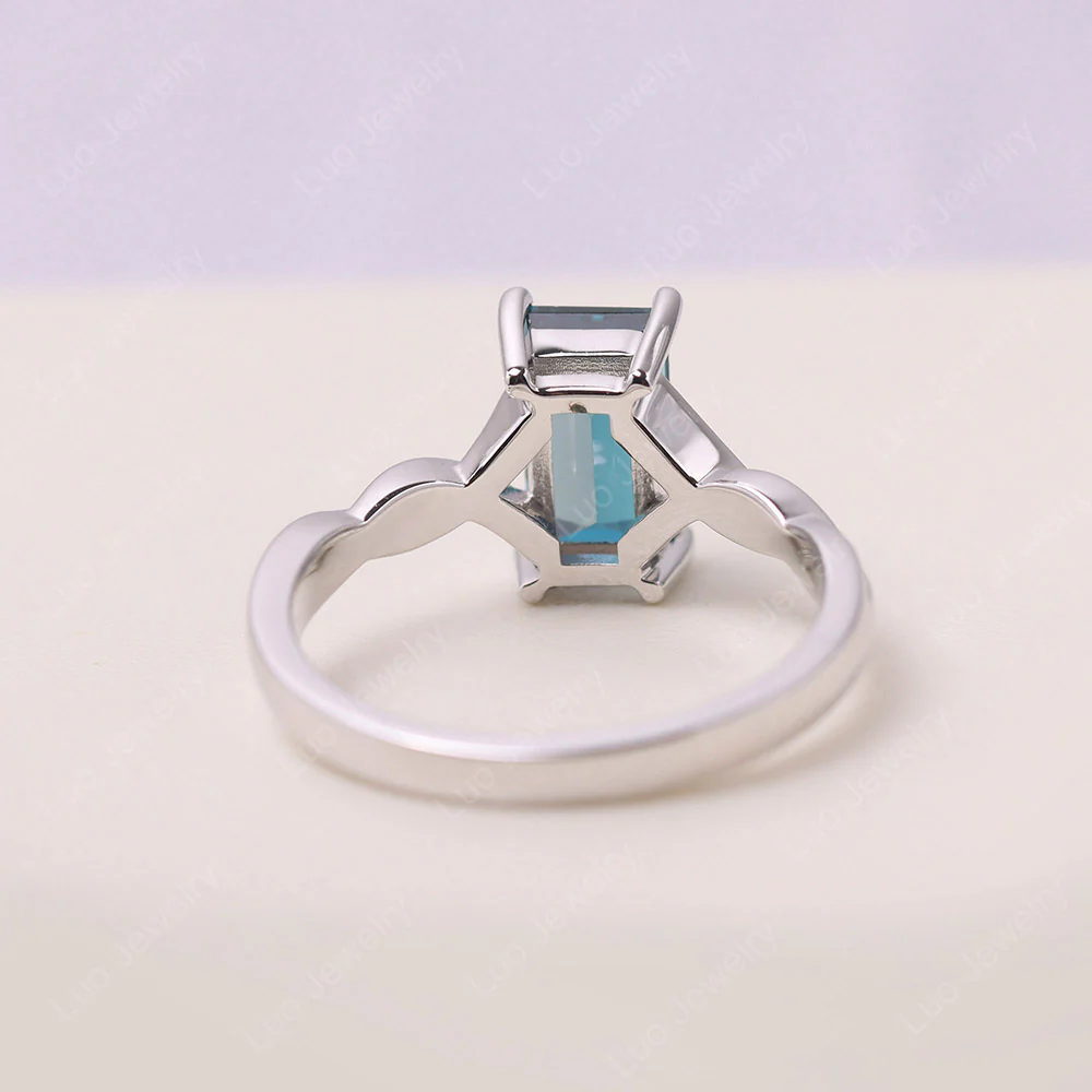Solitaire Baguette Cut London Blue Topaz twised Ring - Image 3