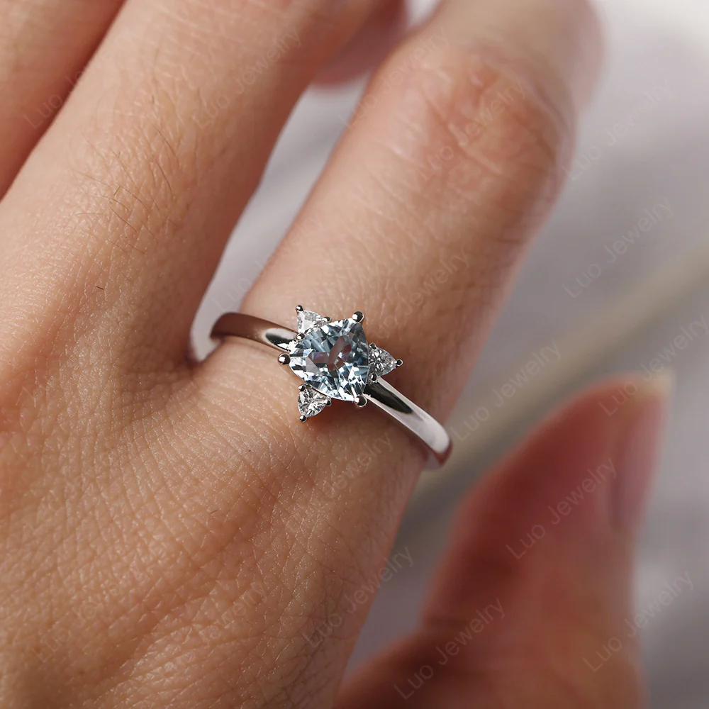 Trillion Cut Aquamarine Ring - Image 6