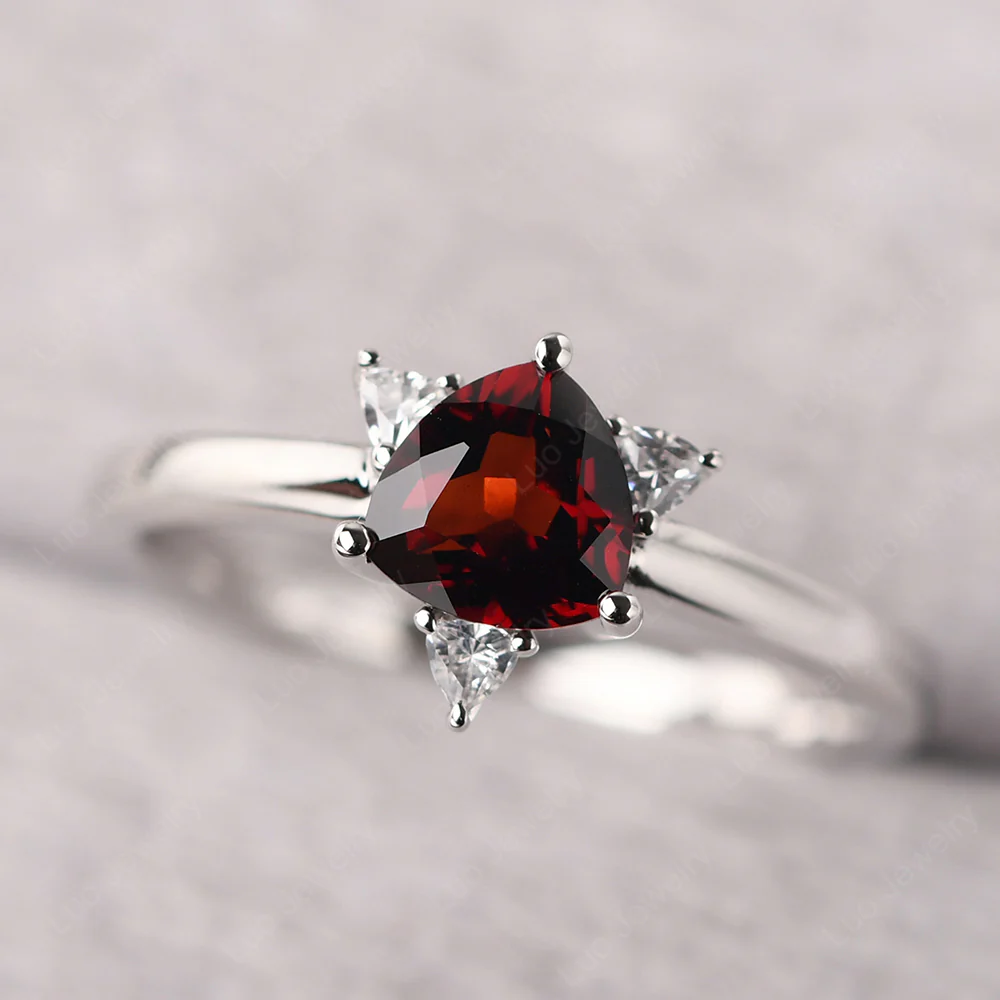 Garnet Star of David Ring - Image 2