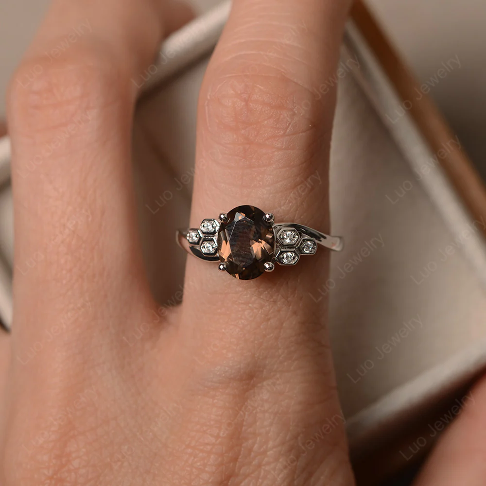 Oval Cut Smoky Quartz Honeycomb Ring - Image 4