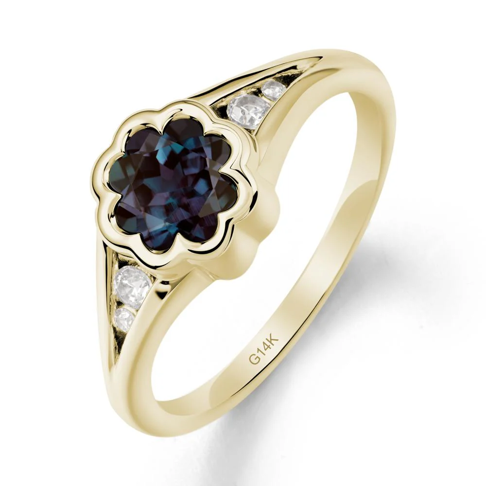 Split Band Flower Shaped Alexandrite Ring - Image 4