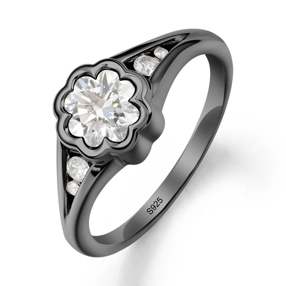 Split Band Flower Shaped Diamond Ring