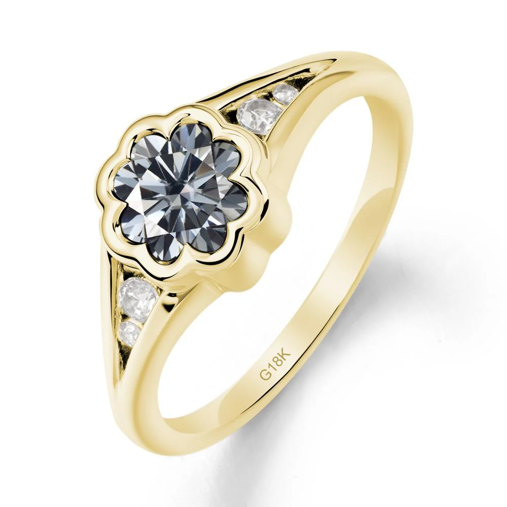 Split Band Flower Shaped Grey Moissanite Ring - Image 6