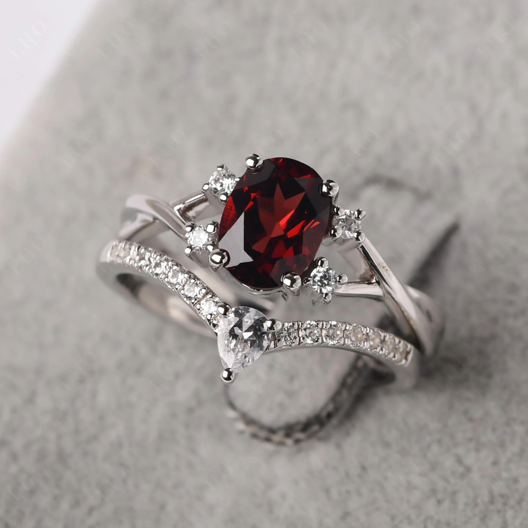 Garnet Oval Engagement Ring with Wedding Band - Image 30