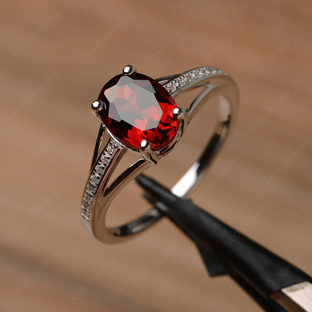 Split Shank Garnet Oval Engagement Ring - Image 2
