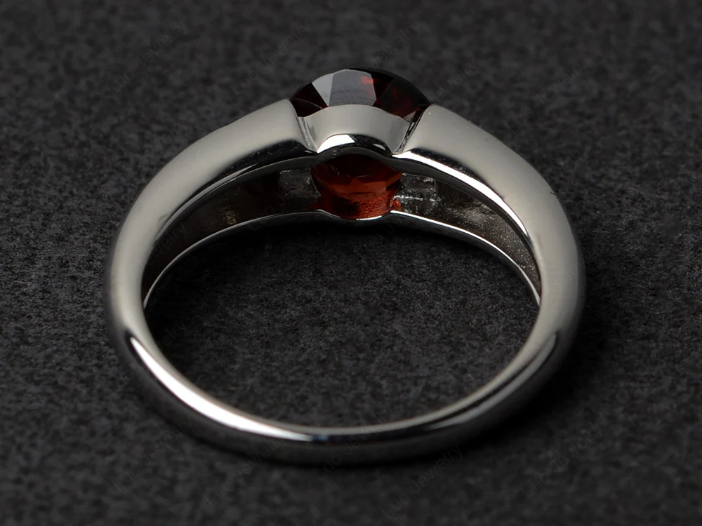 Garnet Low Setting Ring - Image 3