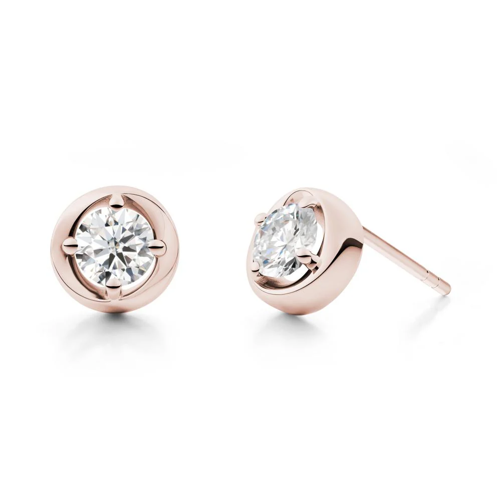 Swirl Moissanite Stud Earrings - Image 4