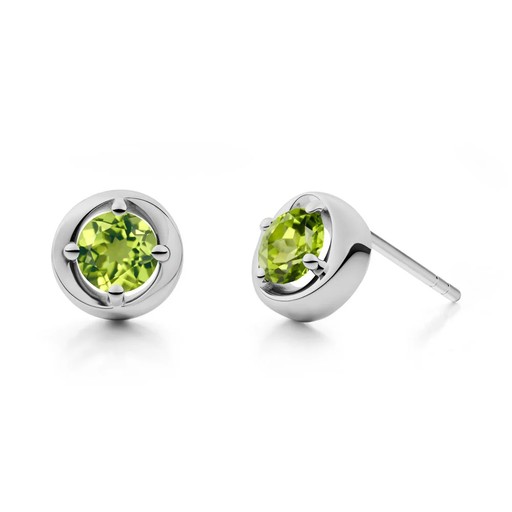 Swirl Peridot Stud Earrings - Image 9