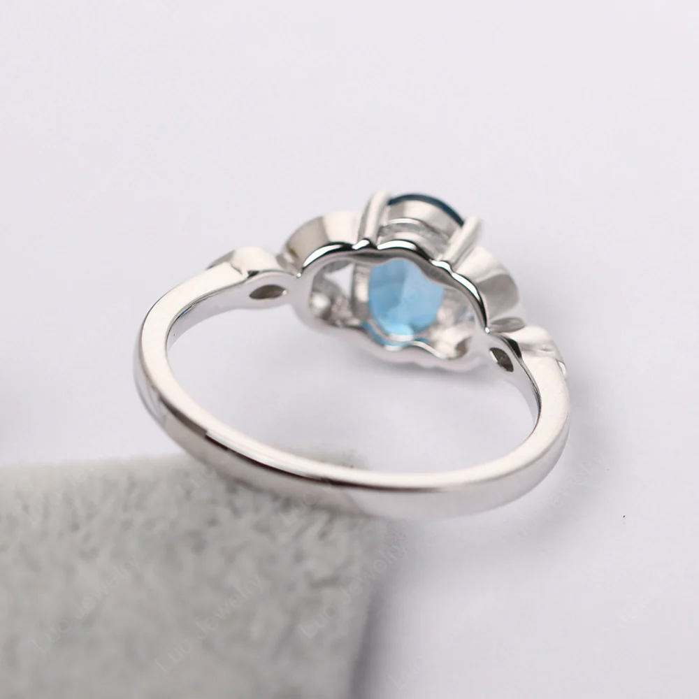 Oval Celtic Swiss Blue Topaz Ring - Image 3