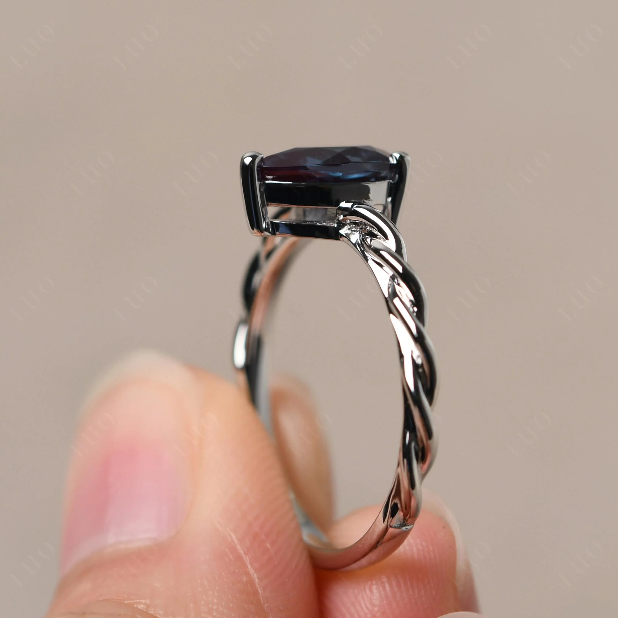 Teardrop Alexandrite Solitaire Ring - Image 13
