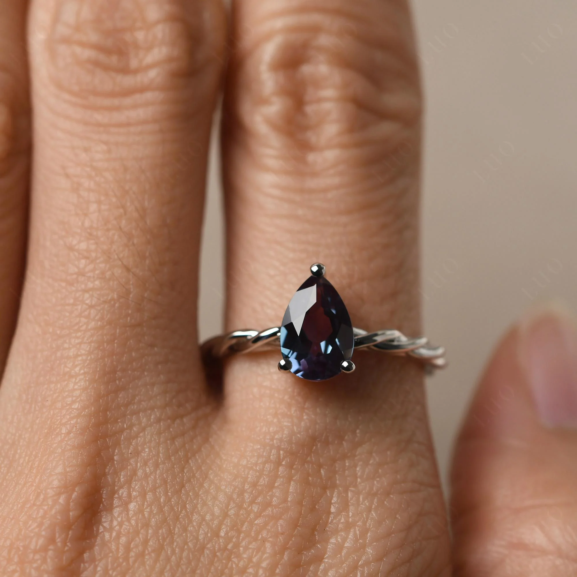 Teardrop Alexandrite Solitaire Ring - Image 14