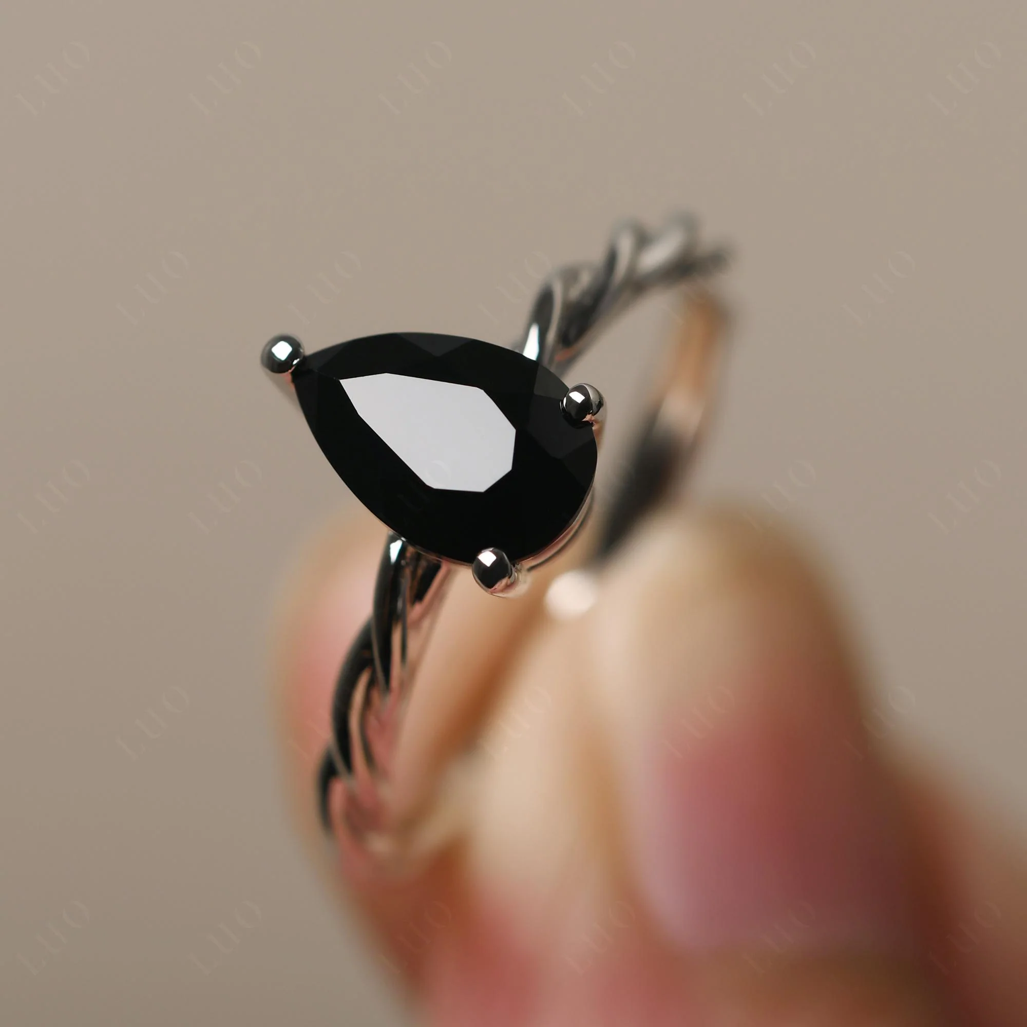 Black Spinel Twisted Rope Ring - Image 10