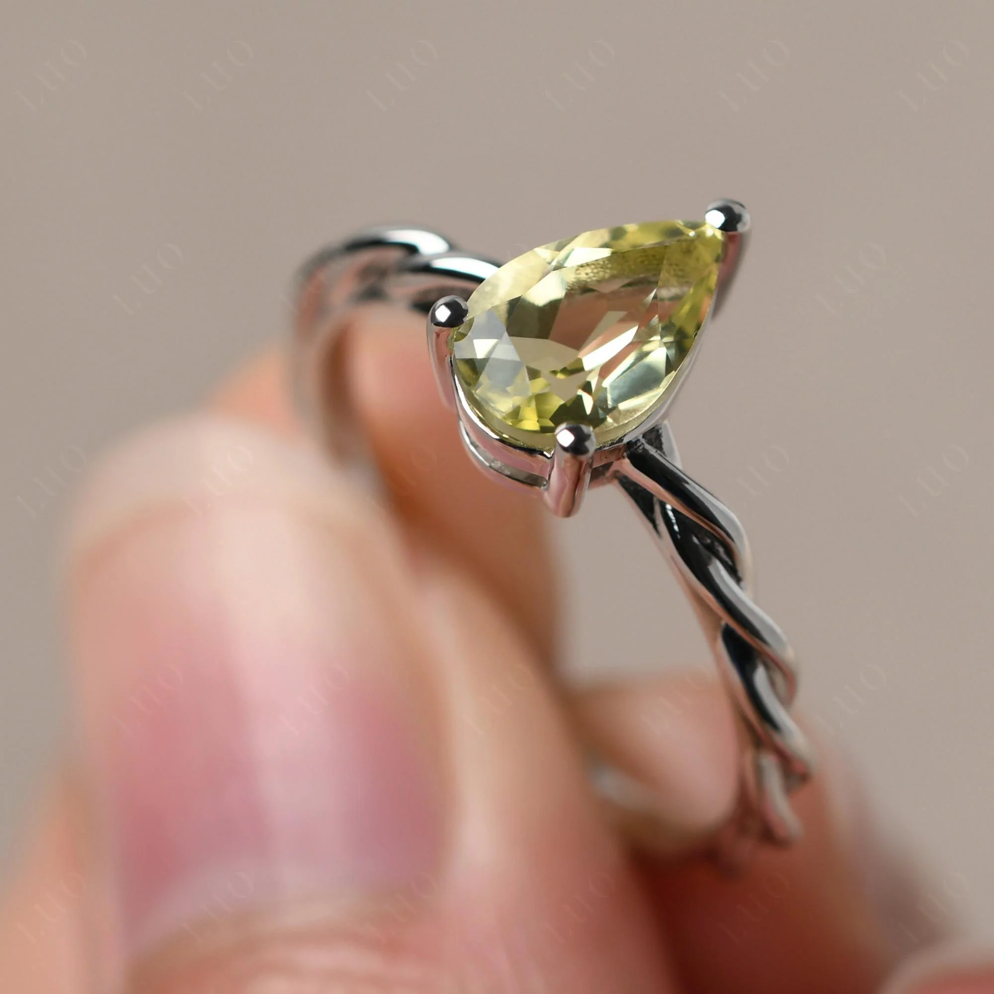 Lemon Quartz Rope Engagement Ring - Image 11