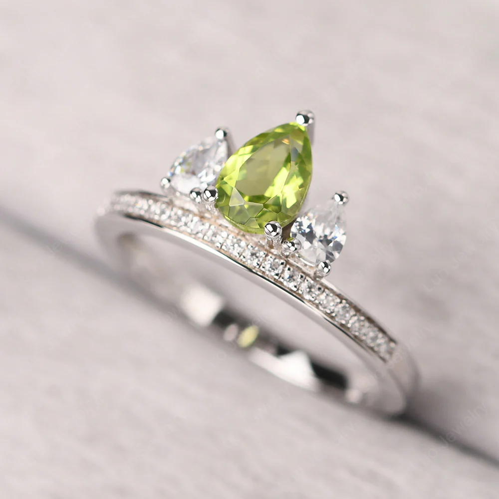 Peridot Pear Cut Crown Ring - Image 2