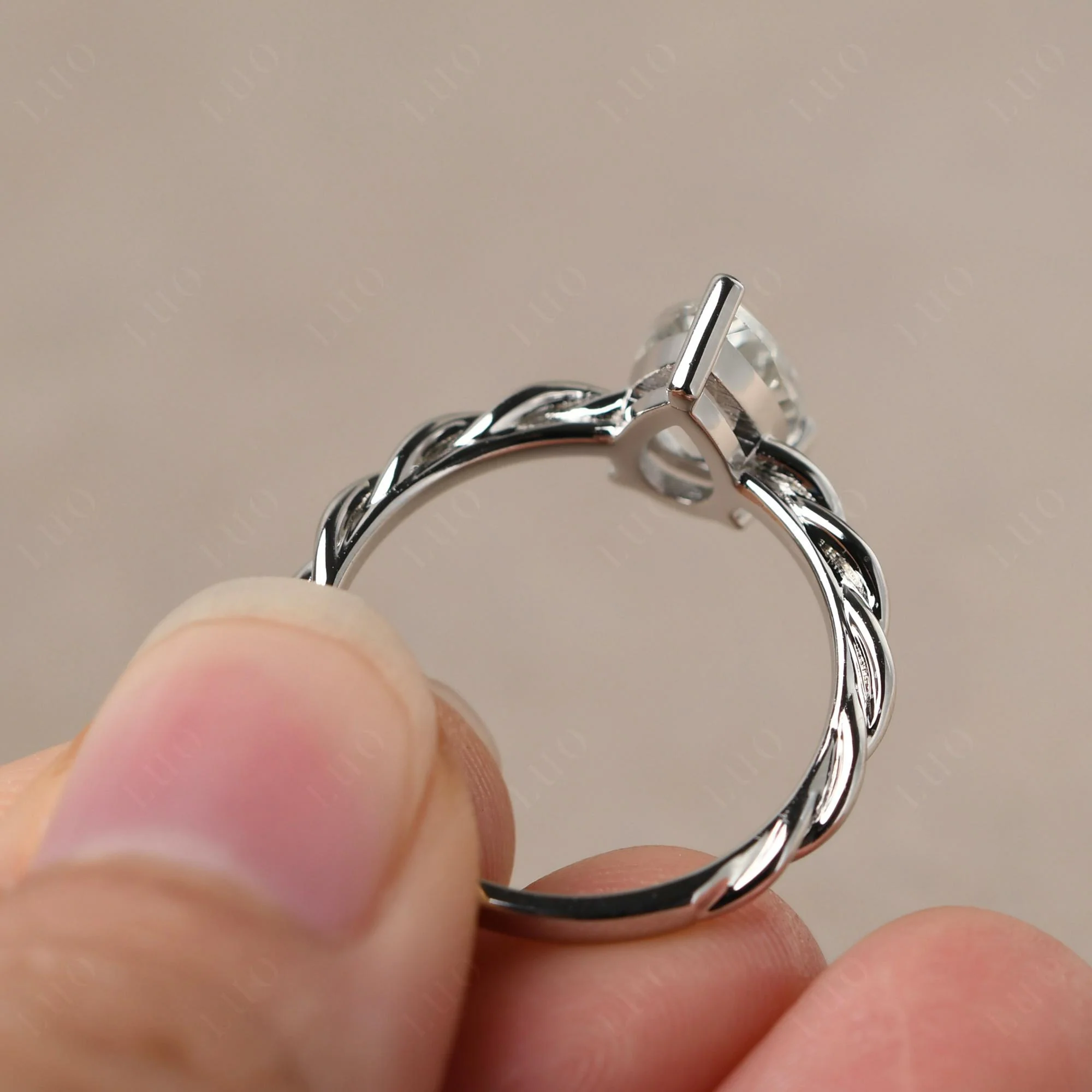 White Topaz Rope Band Ring - Image 12