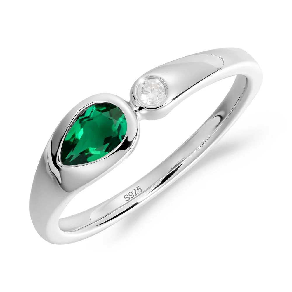 Toi Et Moi Pear-Cut Emerald Ring - Image 2