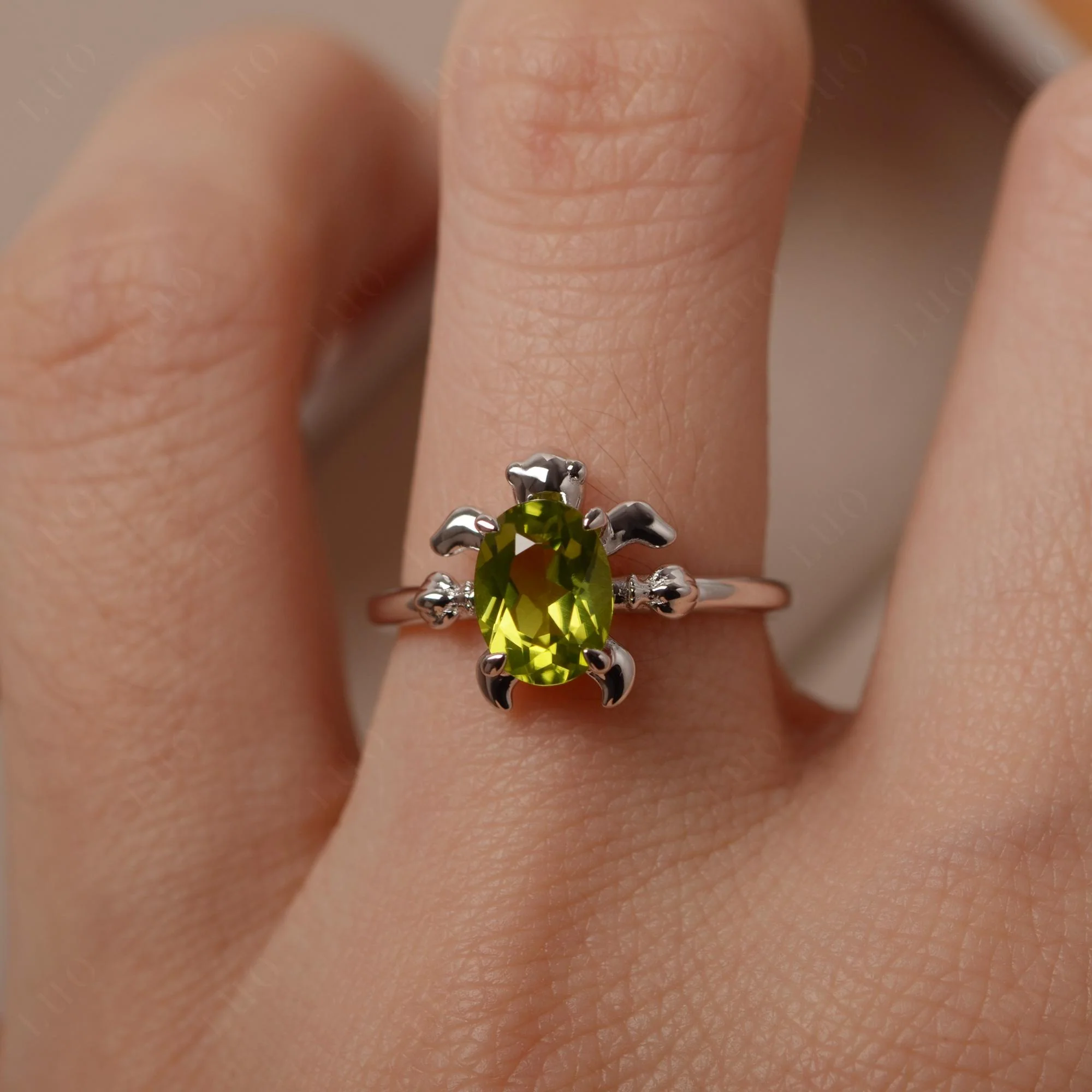 Peridot Sea Turtle Ring - Image 33
