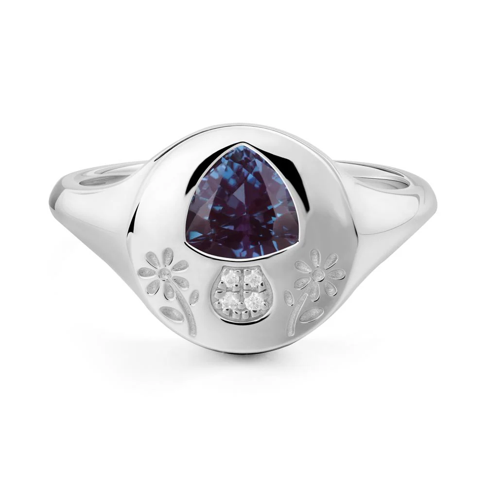 Trillion Cut Alexandrite Signet Ring - Image 4