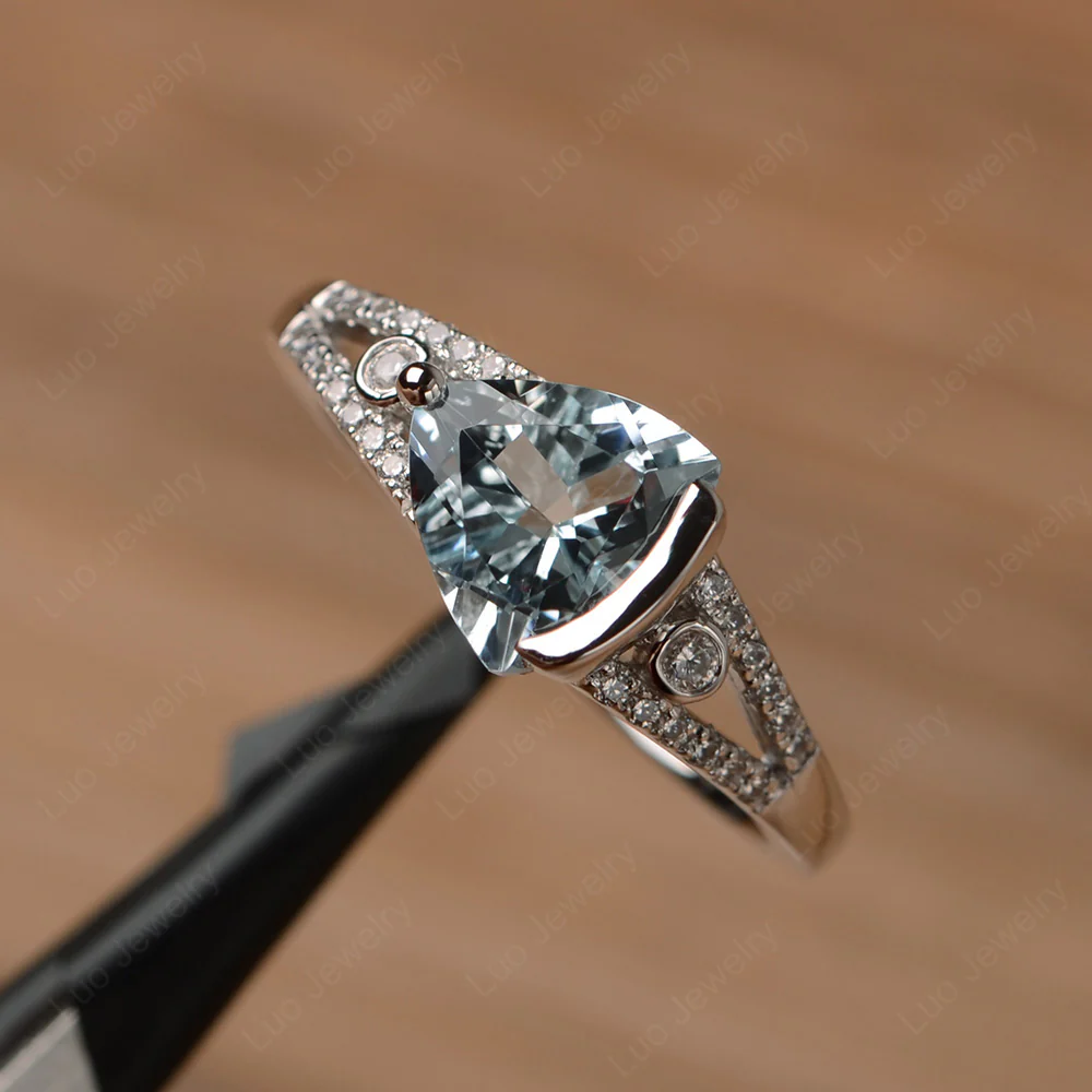 Trillion Cut Aquamarine Horizontal Ring
