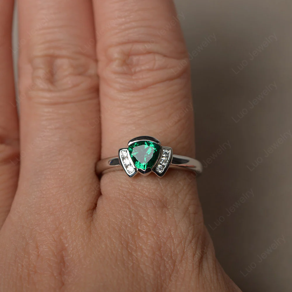 Trillion Cut Emerald Promise Ring - Image 3
