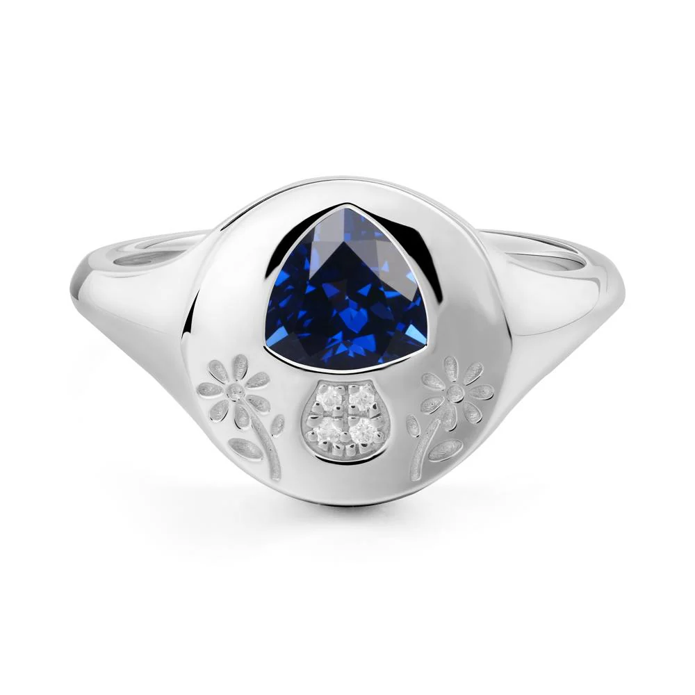 Trillion Cut Sapphire Signet Ring - Image 4