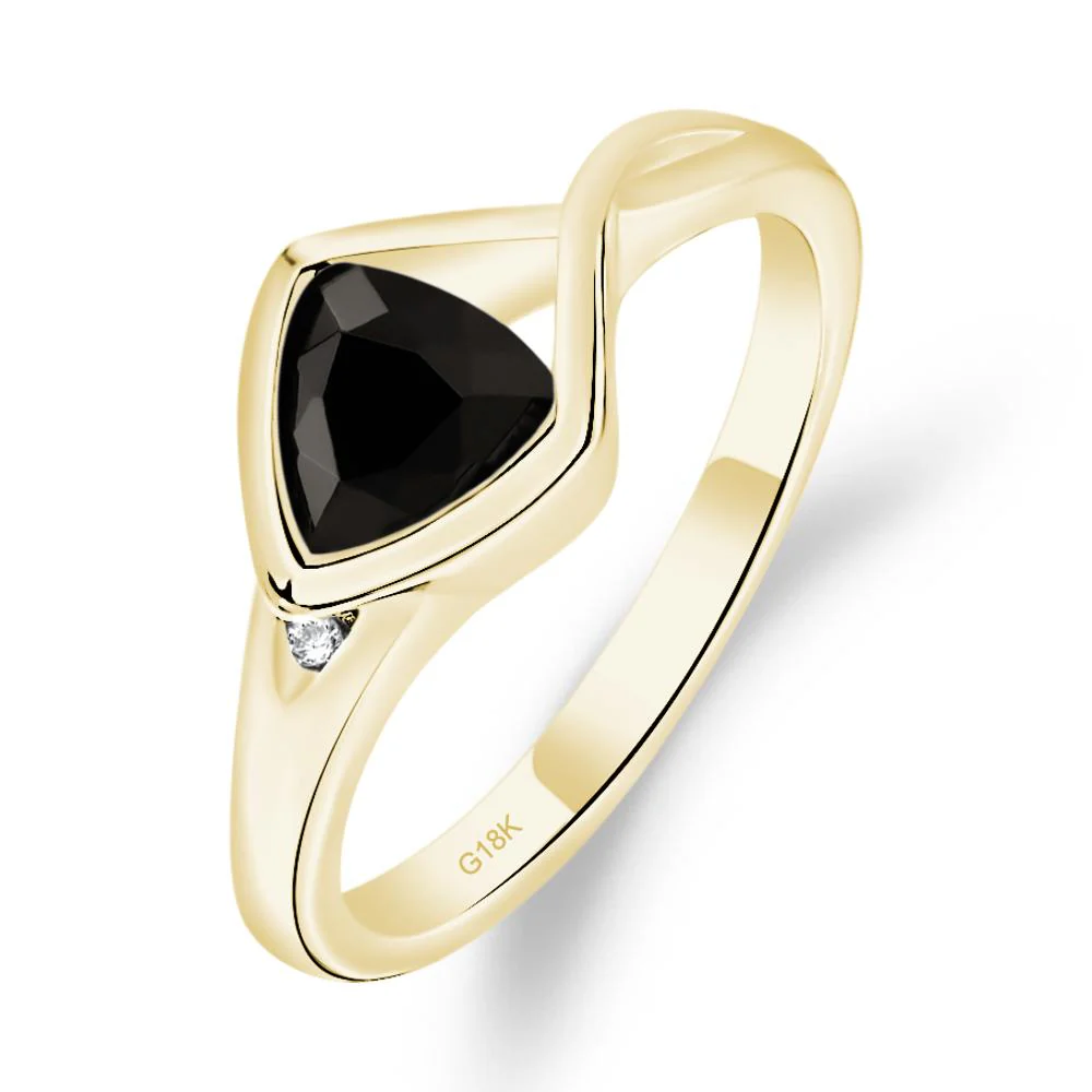 Trillion Cut Simple Black Spinel Ring - Image 7