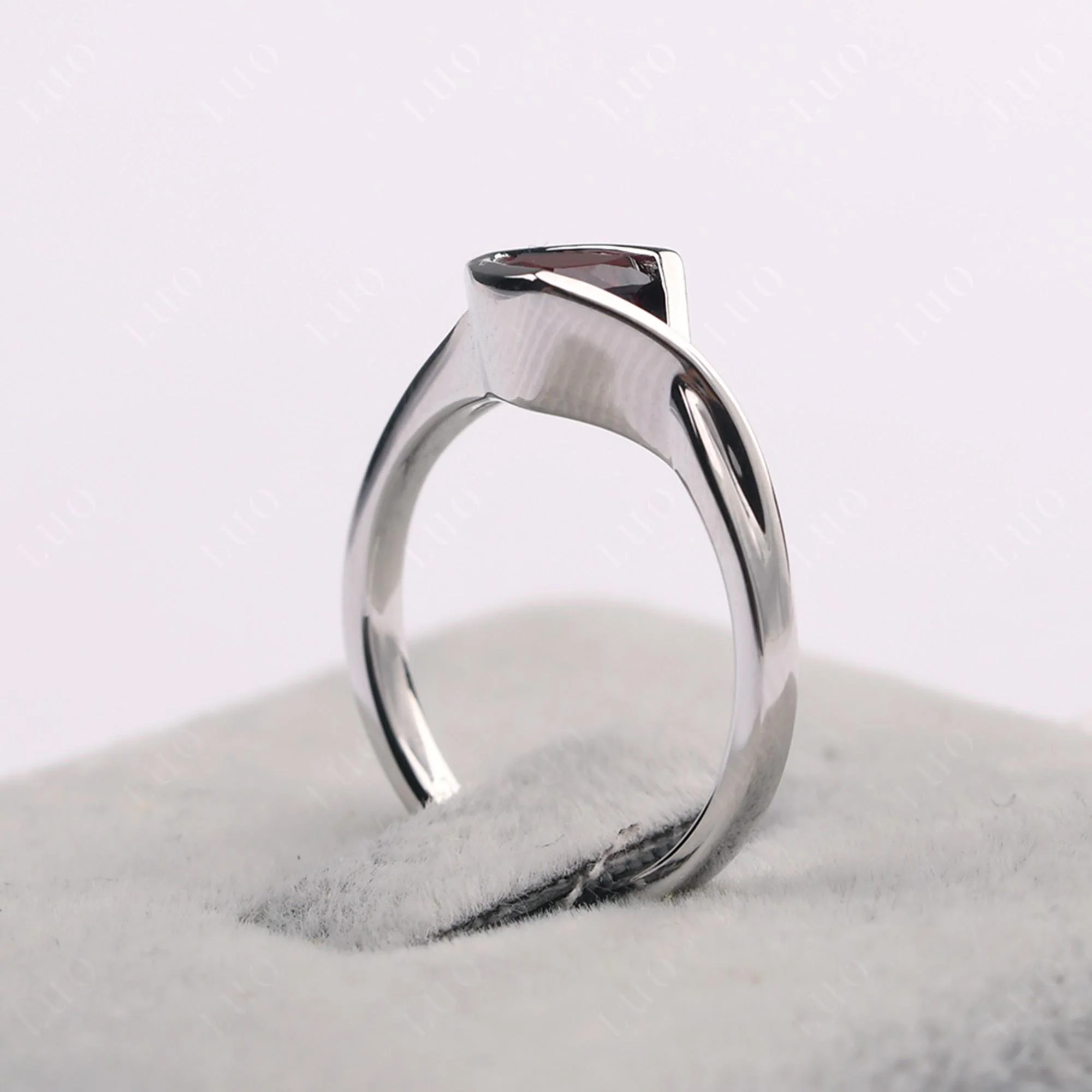 Garnet Arrowhead Ring - Image 13