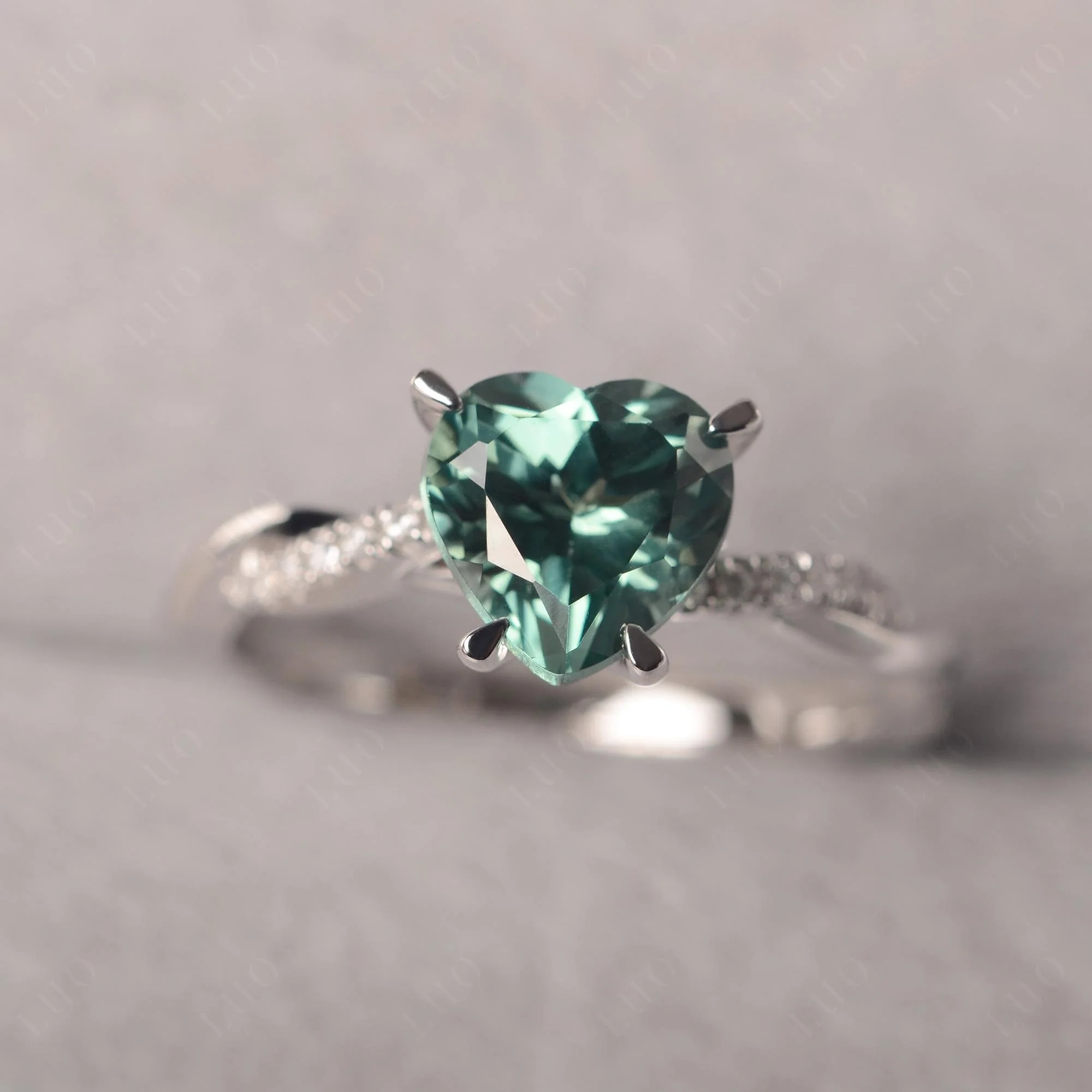 Twisted Heart Shaped Green Sapphire Ring - Image 10