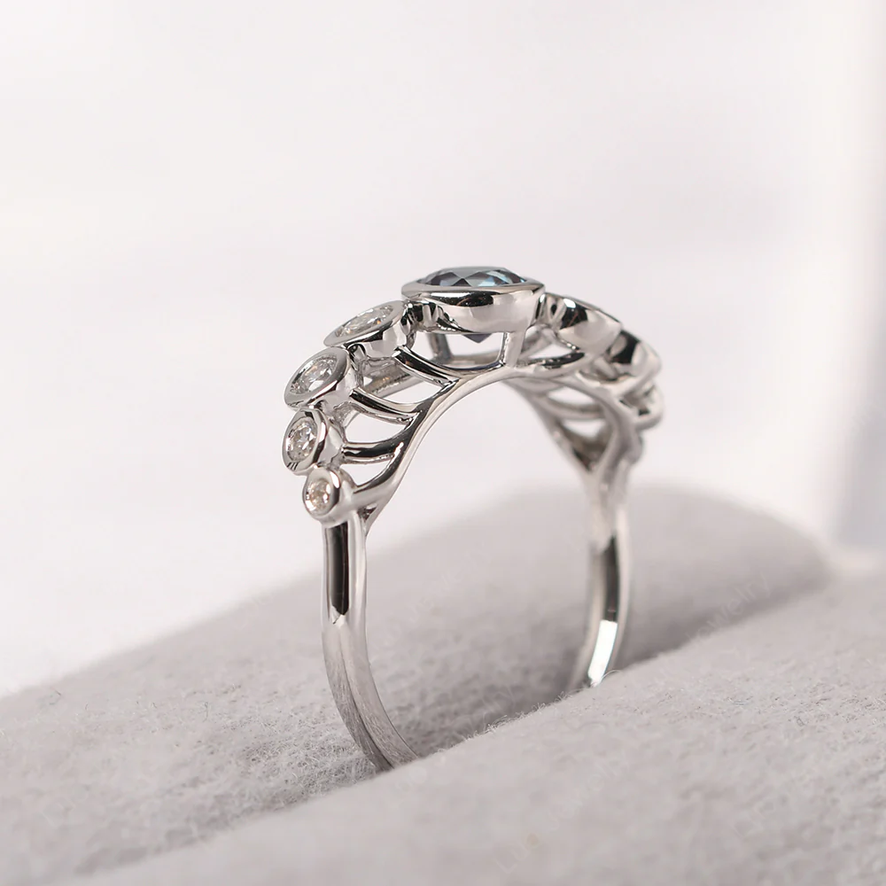 Twisted Multi Stone Alexandrite Ring - Image 4
