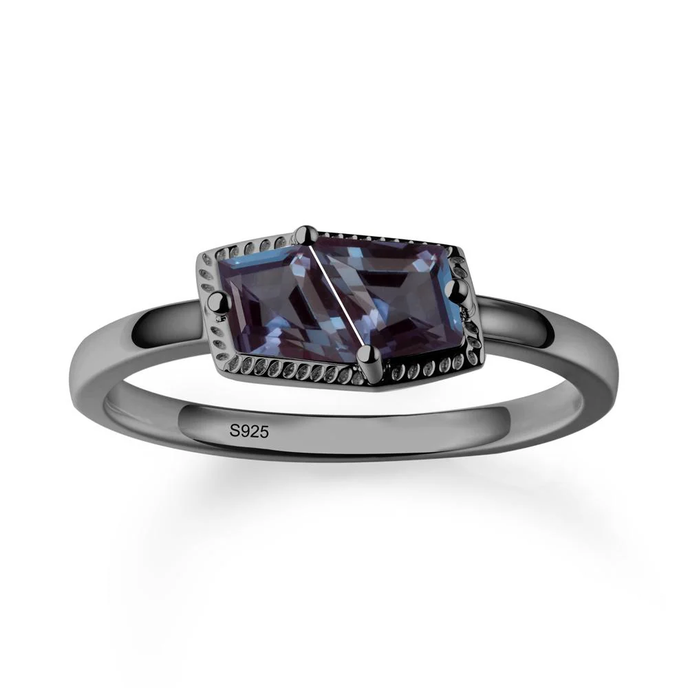 Two Stone Kite Shaped Alexandrite Ring - Image 8