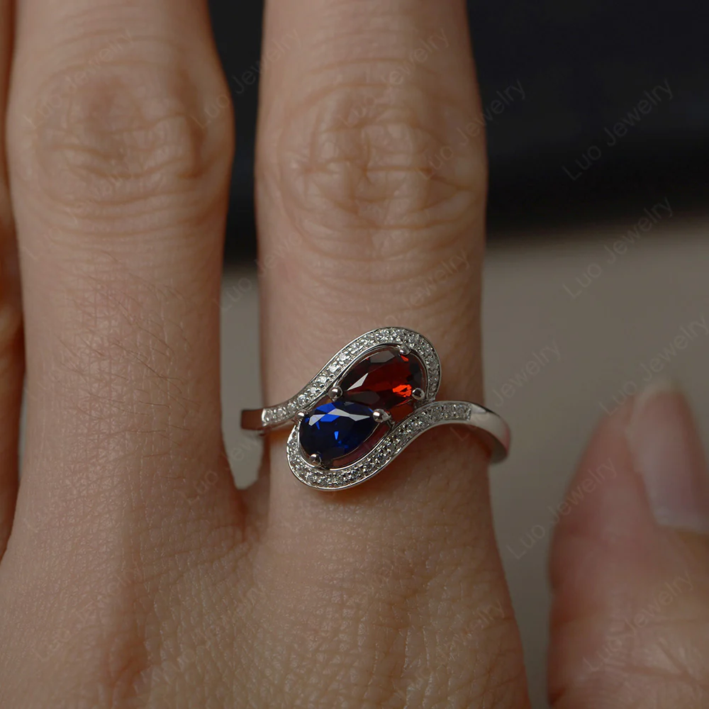 Two Stone Pear Shaped Garnet and Sapphire Mothers Ring - Image 4