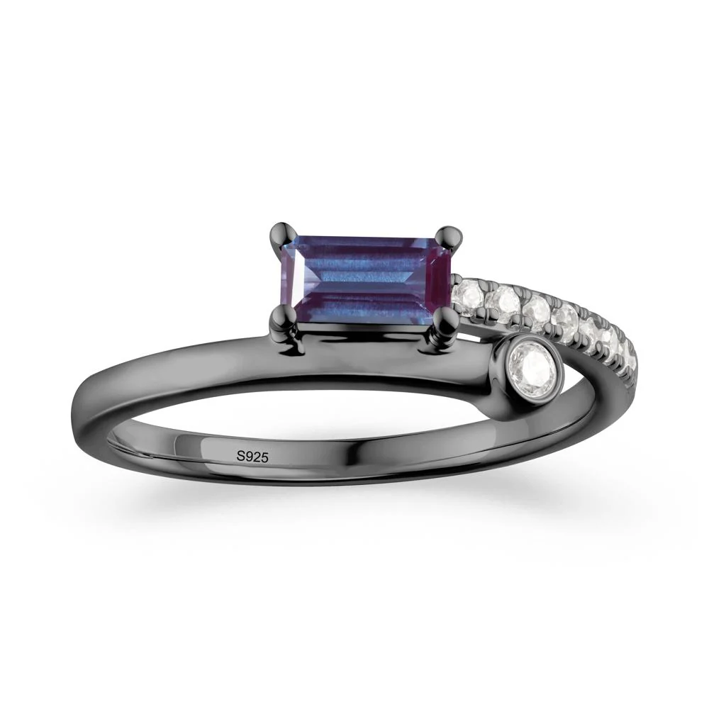 Unique Alexandrite Baguette Ring for Everyday Wear - Image 6