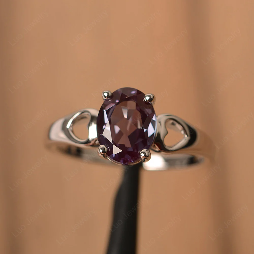 Alexandrite Oval Cut Engagement Ring - Image 2