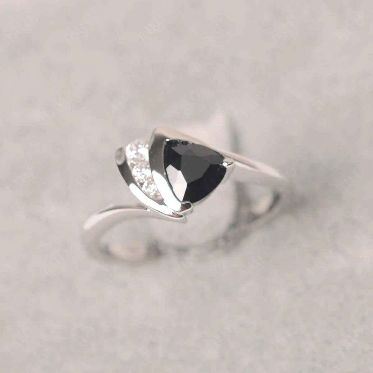 Black Spinel Sailboat Inspire Ring - Image 10