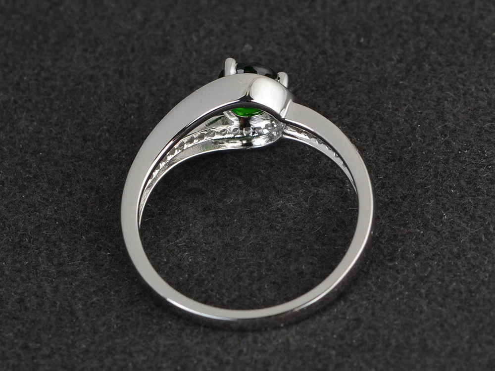 Unique Diopside Engagement Ring - Image 3