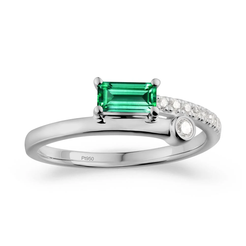Unique Emerald Baguette Ring for Everyday Wear - Image 3