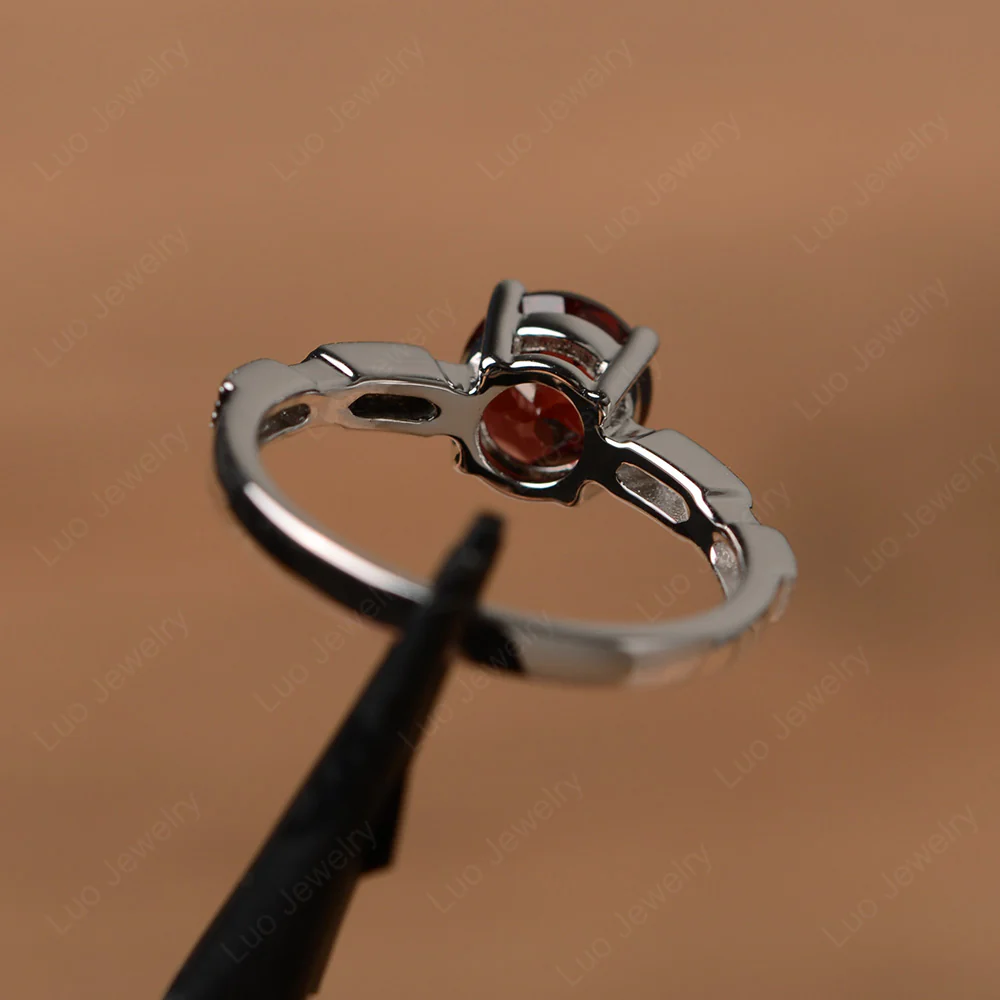 Unique Garnet Milgrain Ring - Image 3