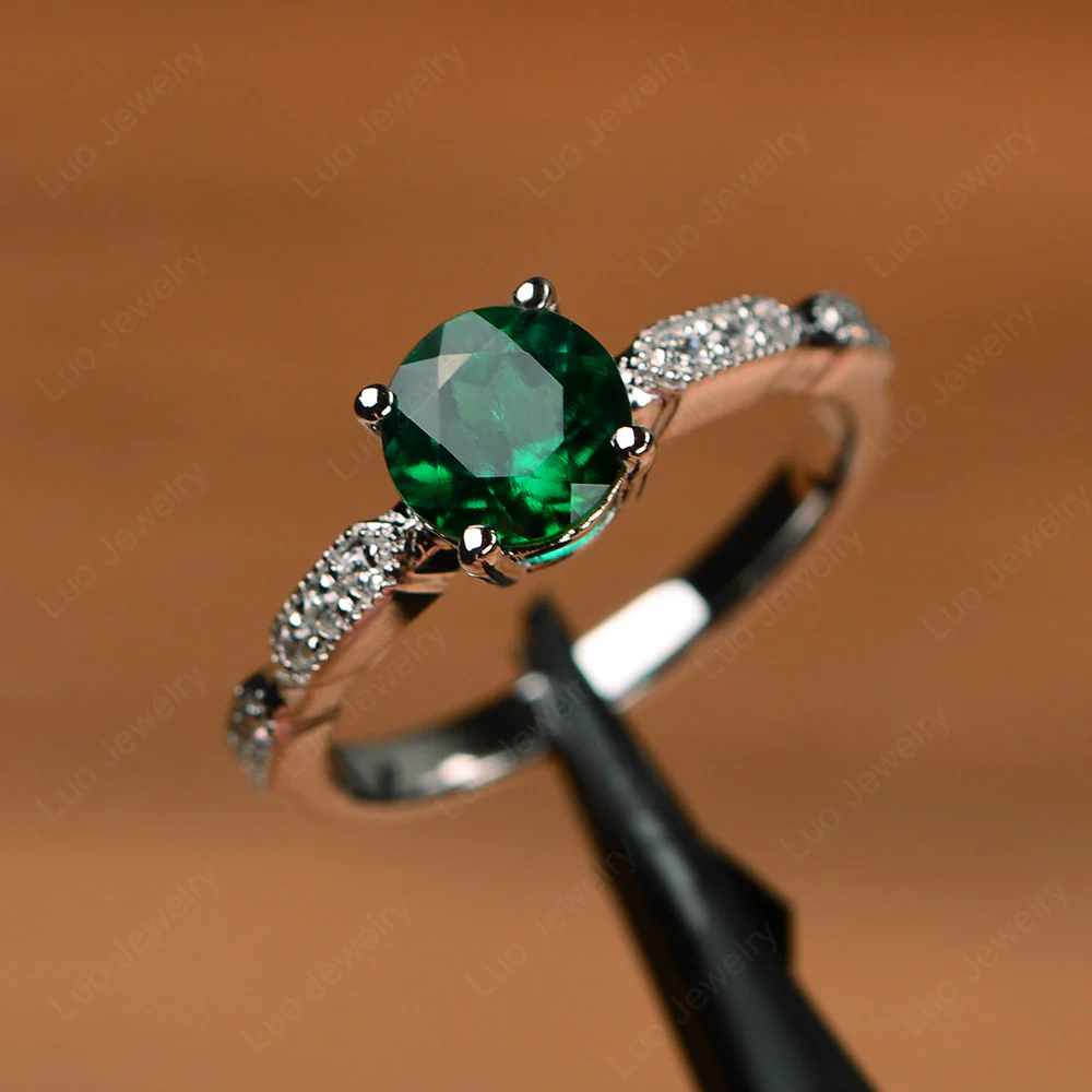 Unique Emerald Milgrain Ring