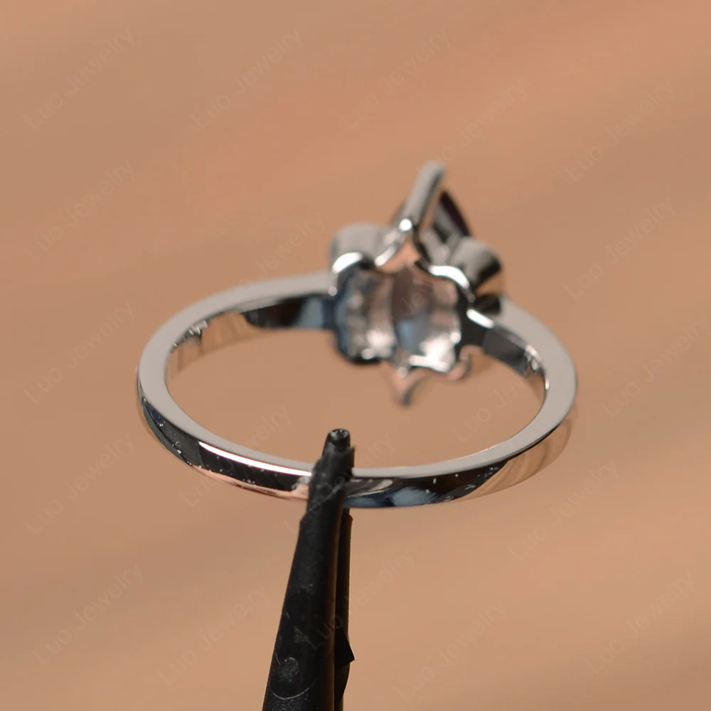 Unique Alexandrite Marquise Cut Ring - Image 3