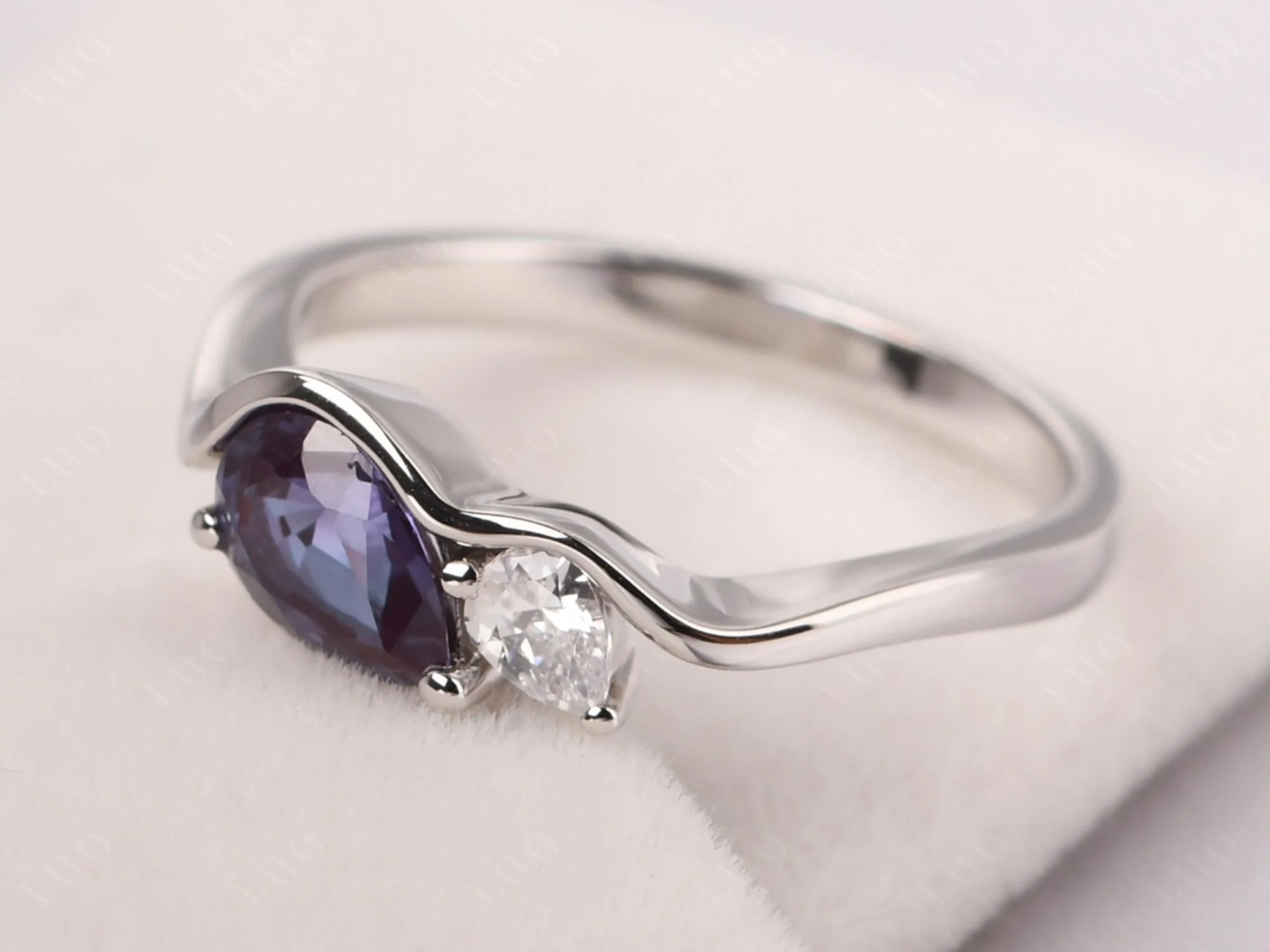 Unique 2 Stones Alexandrite Mothers Ring - Image 2
