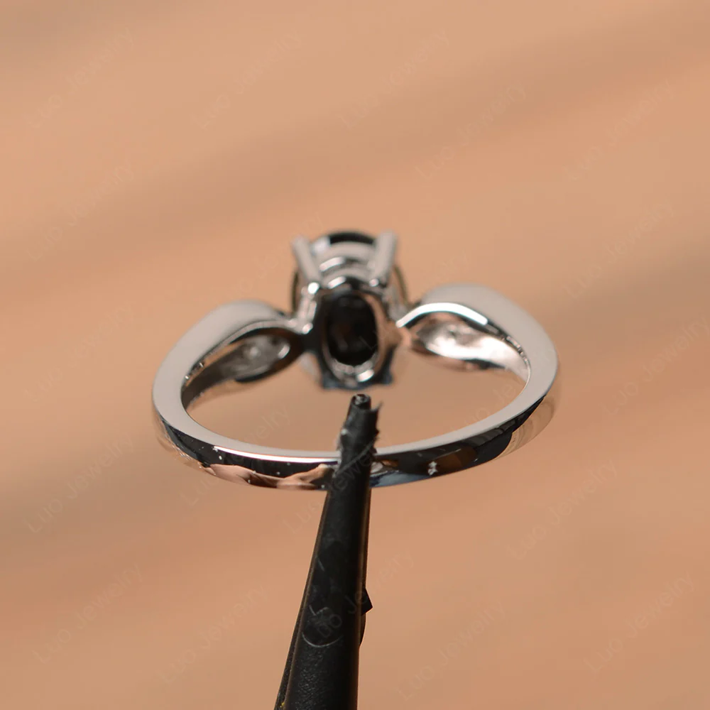 Unique Oval Cut Black Spinel Ring - Image 3