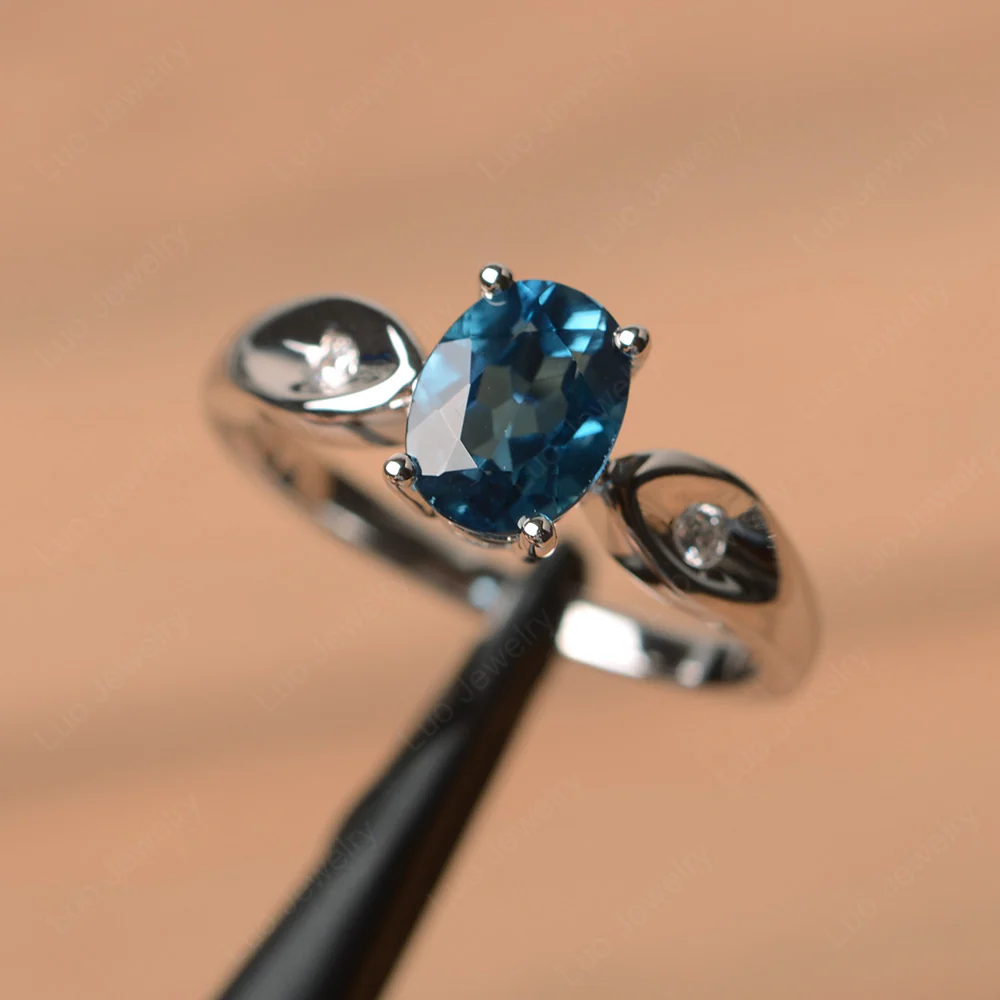Unique Oval Cut London Blue Topaz Ring - Image 2