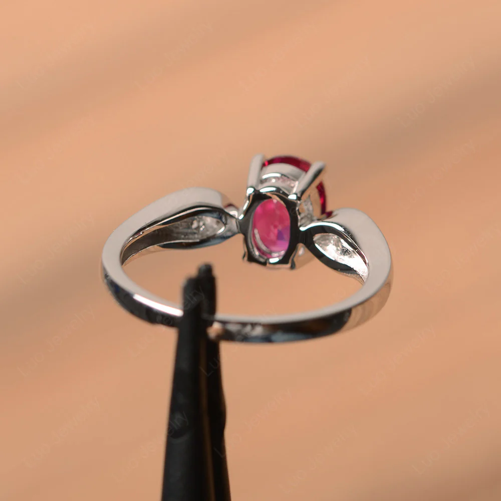 Unique Oval Cut Ruby Ring - Image 3